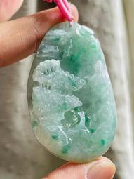 天然A貨緬甸玉 冰潤陽綠飄花手工雕綠葉成蔭翡翠小山水牌 淡底色飄滿陽綠花 鏤空牙籤雕 價格比較,價格查詢,歷史價格詳細信息