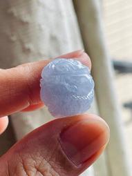 天然緬甸玉A貨 藍紫翡翠 釋迦牟尼佛 玉墜 ~~ 水頭超足 內部結構 緊實細膩 紮實有份量 是老礦料特有的材質 ~~TJ 歷史價格詳細信息