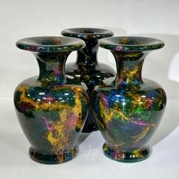 【御寶齋】--｛一夜歡｝--和闐白玉小籽料、雕臥葉上的貛、小巧．．// 特價給第一標 // 歷史價格詳細信息