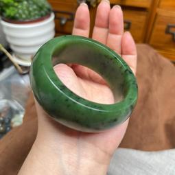 重56.5克和闐玉小把件，新疆且末糖白原石磨的一個隨形把件，35339 歷史價格詳細信息