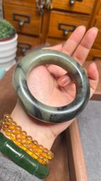 重56.5克和闐玉小把件，新疆且末糖白原石磨的一個隨形把件，35339 歷史價格詳細信息