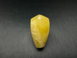 俄料蜜蠟三通對孔15.3mm，重量3.19克，器型規整，顏色15149 歷史價格詳細信息