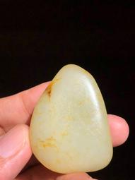 和闐籽料 黃皮白肉彌勒佛獨籽46.5g 歷史價格詳細信息