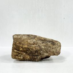 【御寶齋】--｛原石手串｝--新疆和闐籽玉、天然原石、無去黑處理、取一顆就值了．．// 特價 //U-16 歷史價格詳細信息