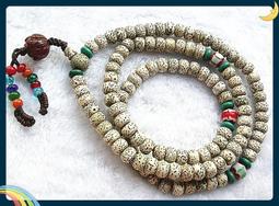 【雅之賞|藏傳|佛教文物】精品＊ 尼泊爾 藏銀鑲綠松石 嘎嗚~~B40  (附中國結繩) 歷史價格詳細信息