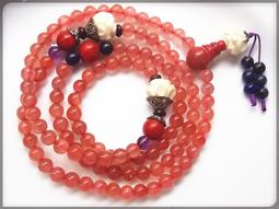 藏傳紅瑪瑙牛角天珠。珠子老氣感十足 包漿醇厚 風化細膩 風化20389 歷史價格詳細信息