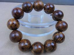 ※※蜜之鄉※※ 佛珠-手珠-小飾品-精選越中肖楠紅肉釘瘤手珠(沉水)20m-重58.5g-2700元 歷史價格詳細信息