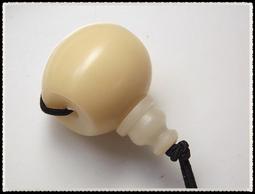 【雅之賞|佛教特賣* 藏式菩提根桶珠 精工打磨( 12*8mm )108顆素珠 &lt;附12-13mm佛頭&gt;~010905 歷史價格詳細信息