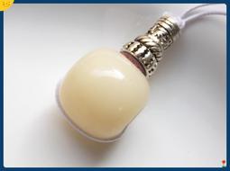 【雅之賞|佛教特賣* 藏式菩提根桶珠 精工打磨( 12*8mm )108顆素珠 &lt;附12-13mm佛頭&gt;~010905 歷史價格詳細信息