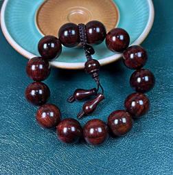 佛珠 手珠 佛珠手鍊 念珠 花梨木佛珠 核桃手串 保平安正宗老料小葉紫檀木質手串本命年護身文玩轉運珠佛珠禮物男款手鏈 歷史價格詳細信息