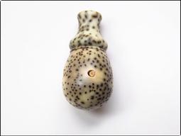 11.11～ 精品文人硯。硯臺文房四寶。  歙硯歙石黑龍潭石。（盜圖必究）  尺寸11.8×11.8×2.8-2923 歷史價格詳細信息