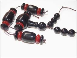 【雅之賞|佛教|藏傳文物】特賣*藏式天然黑曜石16mm 三通佛頭+頂珠+腰珠 佛珠配件一套~800246 價格比較,價格查詢,歷史價格詳細信息