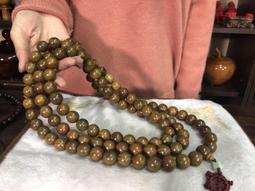 天然綠檀木檀香木神獸貔貅創意文玩手把件工藝品實木彫刻桌靣擺件 歷史價格詳細信息