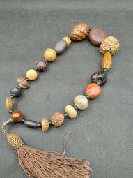 ［老東西］早期紫砂壺 獨孔出水 底落款 明月林下美人來 鳴遠，100cc . 半手工壺。 賣價不含運：1500元 歷史價格詳細信息