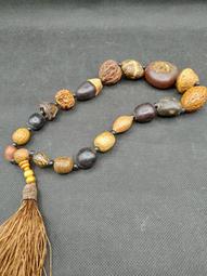 ［老東西］早期紫砂壺 獨孔出水 底落款 明月林下美人來 鳴遠，100cc . 半手工壺。 賣價不含運：1500元 歷史價格詳細信息