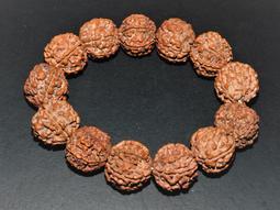 尼泊爾金剛菩提子藏式文玩手串五瓣紅皮滿沉水佛珠手鏈 歷史價格詳細信息