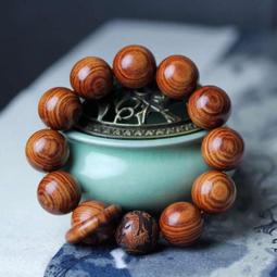 台灣現貨女士露背文胸隱形文胸蕾絲婚禮文胸低背內衣聚攏文胸女士無縫內衣+無縫無鋼圈冰絲內褲套裝 歷史價格詳細信息