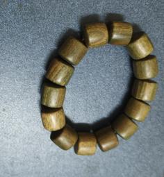 晶玉堂**保證天然--- 收藏等級--透亮白水晶簇--含雙尖水晶--- 531公克 歷史價格詳細信息