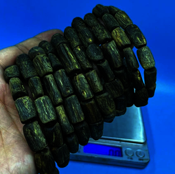 霸氣奇石茶壺-奇石雕霸氣龍頭，氣勢非凡，雕工精細，重量感，三十年收藏好貨，獨一無二! 歷史價格詳細信息