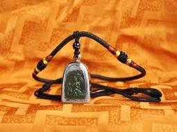 金法 佛學中心會長藏品 百年前西康製 雕花純銀面鎏金八吉祥 大寶樓閣大佛龕嘎屋 歷史價格詳細信息