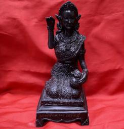 --吉品軒--龍婆薩南 2561 坤平佛牌-- #142-2 歷史價格詳細信息