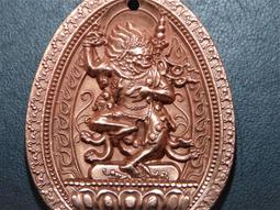 【雅之賞|藏傳|佛教文物】雙面白度母 琉璃吊墜護身掛件~043730 歷史價格詳細信息