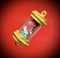 還願佛牌 泰國 佛牌 聖物 親請 供奉 三角 水泥 灰 白 茶燭 燭台 簡潔 北歐風 歷史價格詳細信息