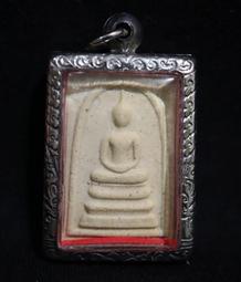 瓦拉康2533崇迪2533 瓦拉康是阿贊多呆的地方，在泰國的122 歷史價格詳細信息