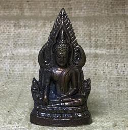 成功佛2534龍婆魯斯（龍婆斑的學生）普他坤圣粉制作，120 歷史價格詳細信息