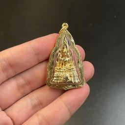 成功佛2534龍婆魯斯（龍婆斑的學生）普他坤圣粉制作，120 歷史價格詳細信息