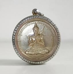 泰棻棻 2565 古巴文洋 五眼四耳 供奉尊 (金色版) 獨立編號 泰國佛牌聖物 歷史價格詳細信息