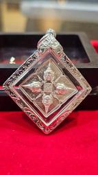 多寶齋佛牌????古巴島 龍婆瓦林 2566 鬼兵必打168 歷史價格詳細信息