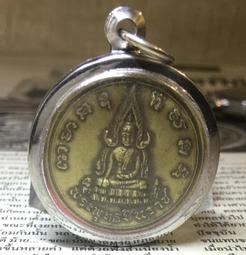 成功佛2534龍婆魯斯（龍婆斑的學生）普他坤圣粉制作，120 歷史價格詳細信息