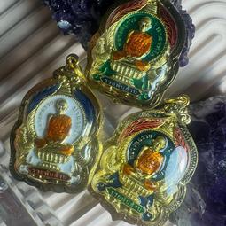 泰國佛牌 龍婆培2510一噴貼金箔崇迪 歷史價格詳細信息