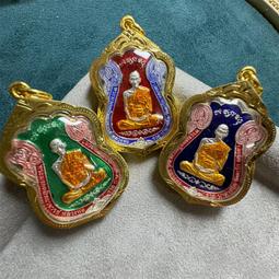 泰國佛牌 龍婆瑞2562鎏金殼 泰國泰國佛牌 瑞爺原廟 歷史價格詳細信息