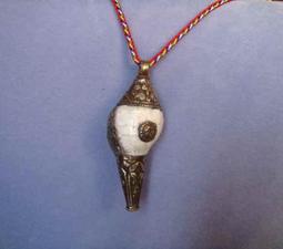 [唐古拉佛教文物]銀鑲綠松石天然海螺有孔可掛 歷史價格詳細信息