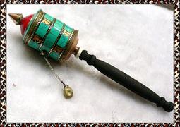 特賣轉經輪轉經筒時輪金剛手搖轉經輪藏式純銅轉經筒迷你小號財神文殊綠度母轉金桶禮佛法器 歷史價格詳細信息