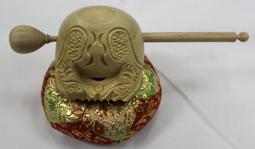 【小魚】纯手工木雕 泥金不動明王 高古漢唐宋元明清民國近代台灣日本中國陶瓷器玉器字畫佛教石雕木雕雜項紫砂茶器酒器花器珠寶交流 歷史價格詳細信息