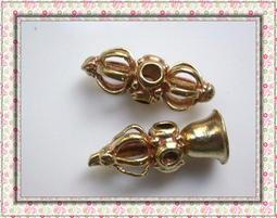 藏傳銅佛像，背光持劍文殊，文殊師利菩薩，胎體厚重，自然老氣，574 歷史價格詳細信息