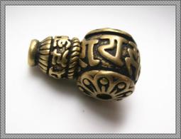 【雅之賞】 *特賣*藏式 15mm 八吉祥 三通佛頭 ~153 歷史價格詳細信息