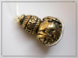 復古藏族龍紋羽毛吊墜不銹鋼圓線耳環鈦鋼耳骨扣嘻哈男女耳圈耳飾 歷史價格詳細信息