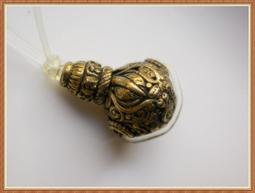 【雅之賞】*特賣* 鏤空十字多傑圓牌吊墜 ~A133 歷史價格詳細信息