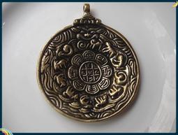 西藏精工銅製 108顆老銅佛珠 手串精緻 刻花造型銅佛珠+紅色山珊瑚+黑曜綠松石 混搭 ~~ 實心老銅 沉手 手感極佳T 歷史價格詳細信息