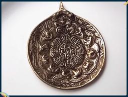 西藏精工銅製 108顆老銅佛珠 手串精緻 刻花造型銅佛珠+紅色山珊瑚+黑曜綠松石 混搭 ~~ 實心老銅 沉手 手感極佳T 歷史價格詳細信息