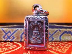 大自然之坊@龍波沙懷 師父2556年@彩泥版 崇迪佛牌@生意興隆.招財.招貴人.招人緣.避災擋險 歷史價格詳細信息