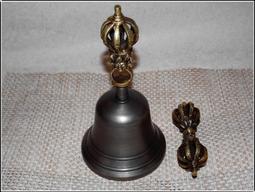 【雅之賞|佛教|藏傳文物】青海塔爾寺 眾僧加持開光 避太歲符護身符~042405 歷史價格詳細信息