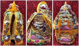 神衣 1尺6連座穿 坐1尺3高椅穿 1尺4長 平繡 鱗片珠 龍袍 含奉帽 紅 歷史價格詳細信息