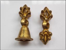 藏傳銅佛像，背光持劍文殊，文殊師利菩薩，胎體厚重，自然老氣，574 歷史價格詳細信息