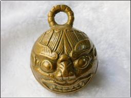 清代虎頭帽 繡品 銀飾 翡翠帽花 機制幣 光緒通寶寶廣機制幣 品相如圖 帶狗皮裝飾 銀帽花嵌翡翠 還 古董 古玩 老物件 二手【福祿堂】-659 歷史價格詳細信息