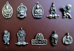 【五輪塔】佛教文物『卍佛說梵網經菩薩戒本卍』精裝本，全書厚111頁。 歷史價格詳細信息